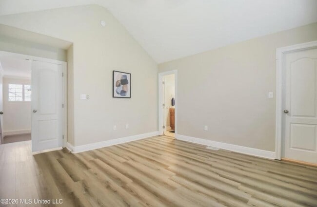 Building Photo - 3458 Riverbend Cove