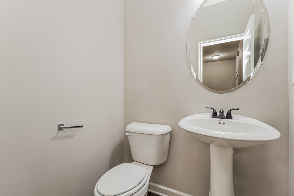 Building Photo - 1845 Simmons Ln