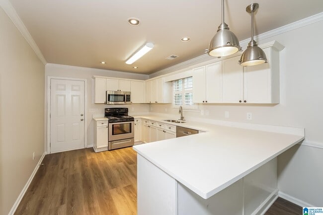 Building Photo - 270 Fox Run Cir