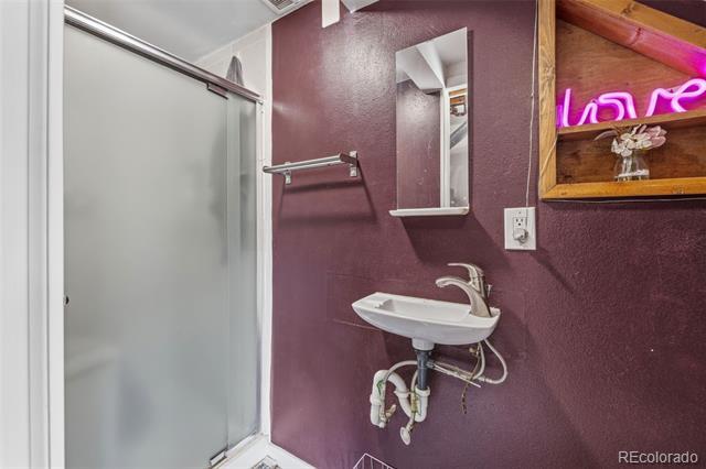 Building Photo - 6625 W 84th Cir