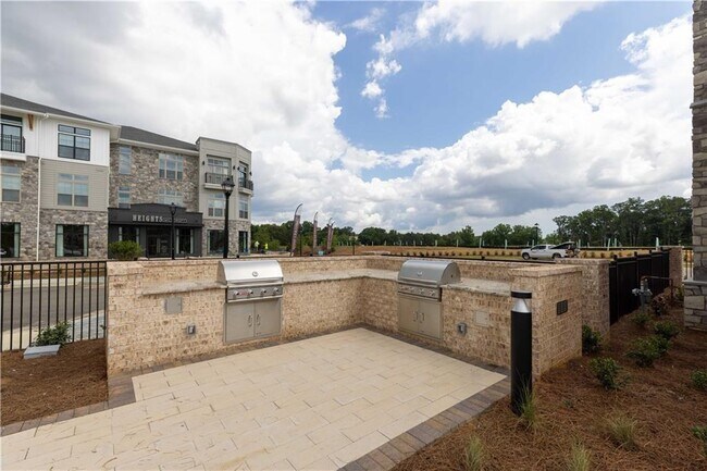 Building Photo - 1112 Larkin Dr
