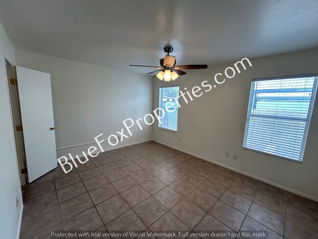 Building Photo - 2201 N Sparkman-Unit 2