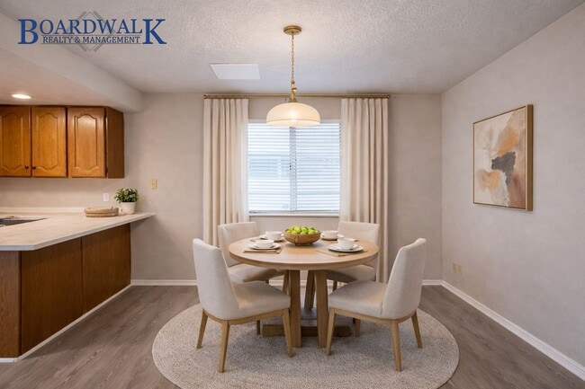 Building Photo - Awesome 3 Bedroom in Salt Lake City!