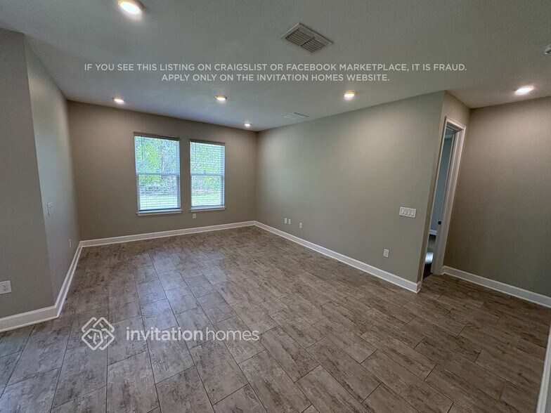 Building Photo - 12586 Ryegrass Loop