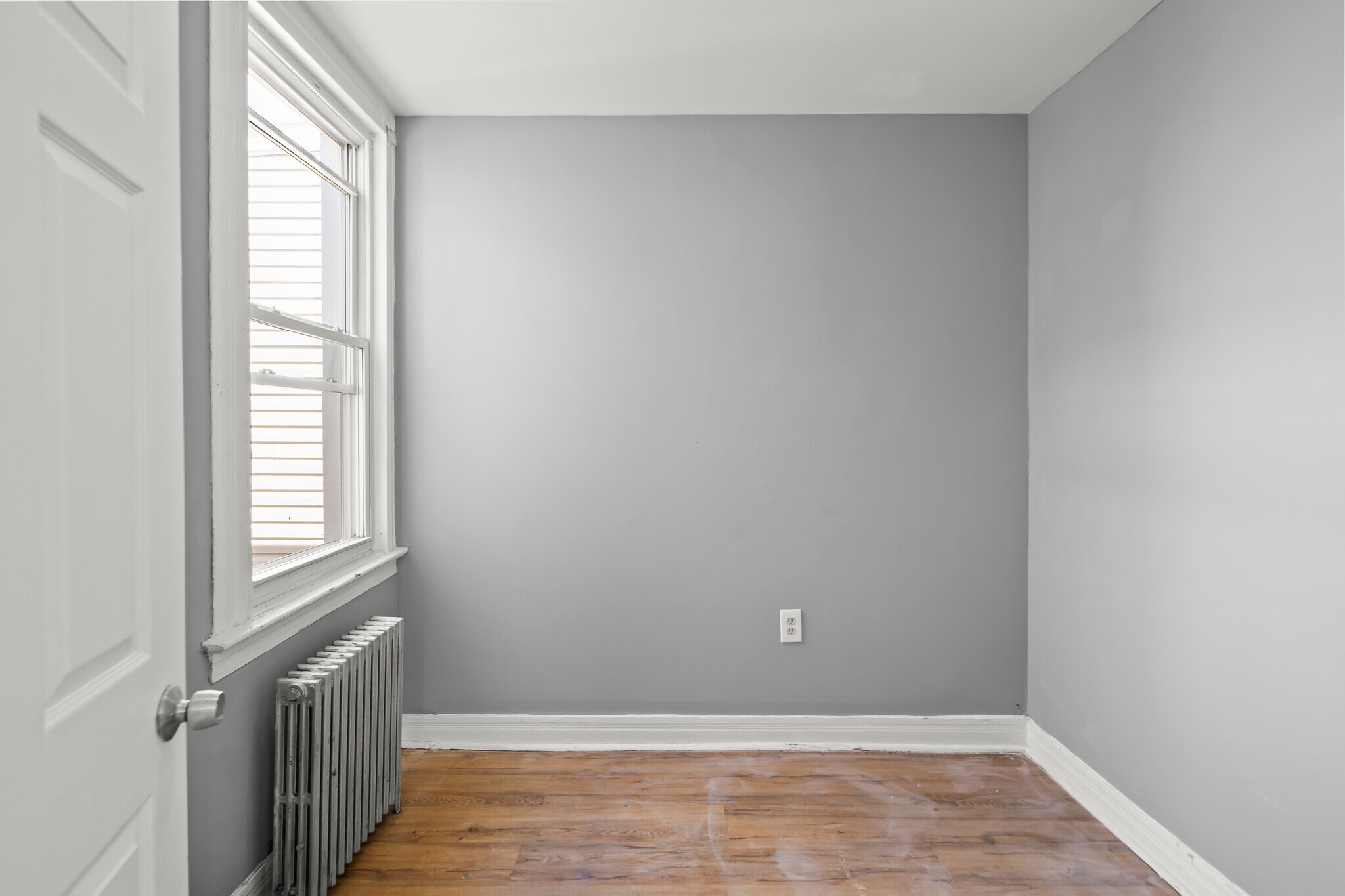 Building Photo - 79 Irving St