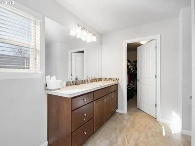 Building Photo - 7317 N 93rd Ave
