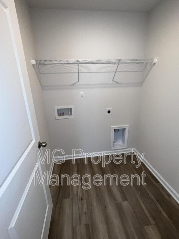 Building Photo - 1401 Woodhouse Dr