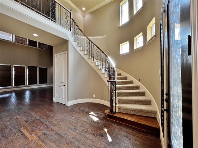 Building Photo - 423 San Gabriel Dr