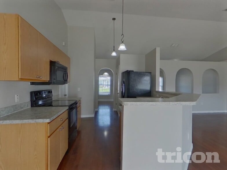 Building Photo - 970 Cambridge Ct