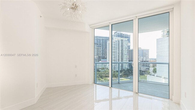 Building Photo - 333 Las Olas Way