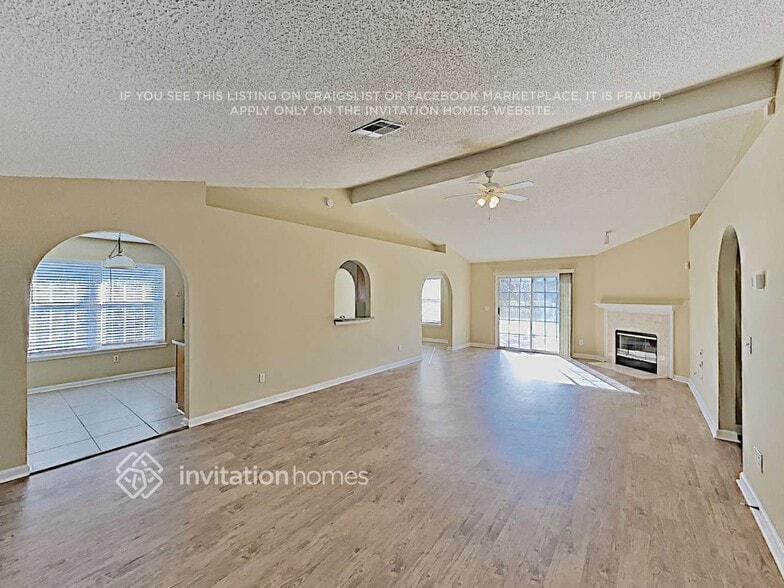 Building Photo - 7624 Fawn Lake Dr N