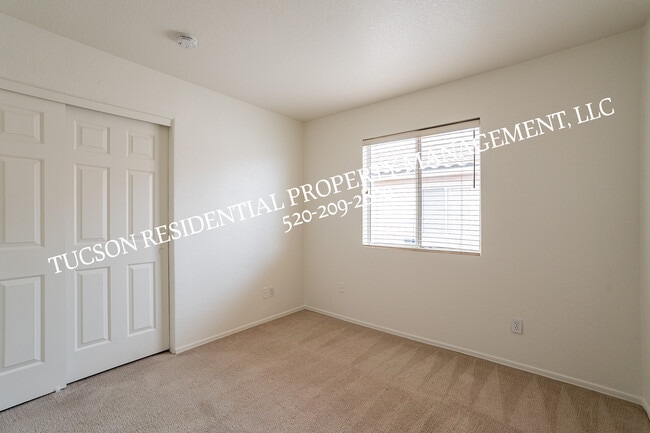 Building Photo - 2229 W Frostwood Ln