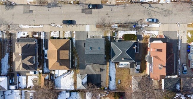 Building Photo - Fully Renovated Furnished Single Family Elmhurst Home Near PC & Downtown Providence.