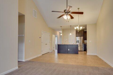 Building Photo - 929 Erika Ln