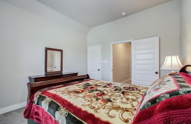 Building Photo - 10838 Bouldin Creek