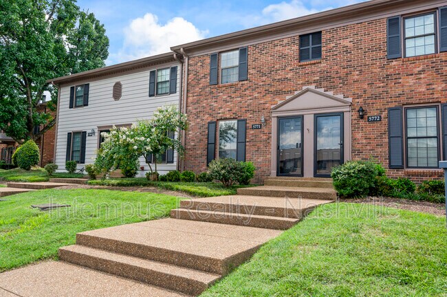Building Photo - 5771 Brentwood Trace