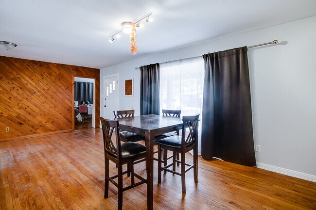 Building Photo - All Appliances Included!!