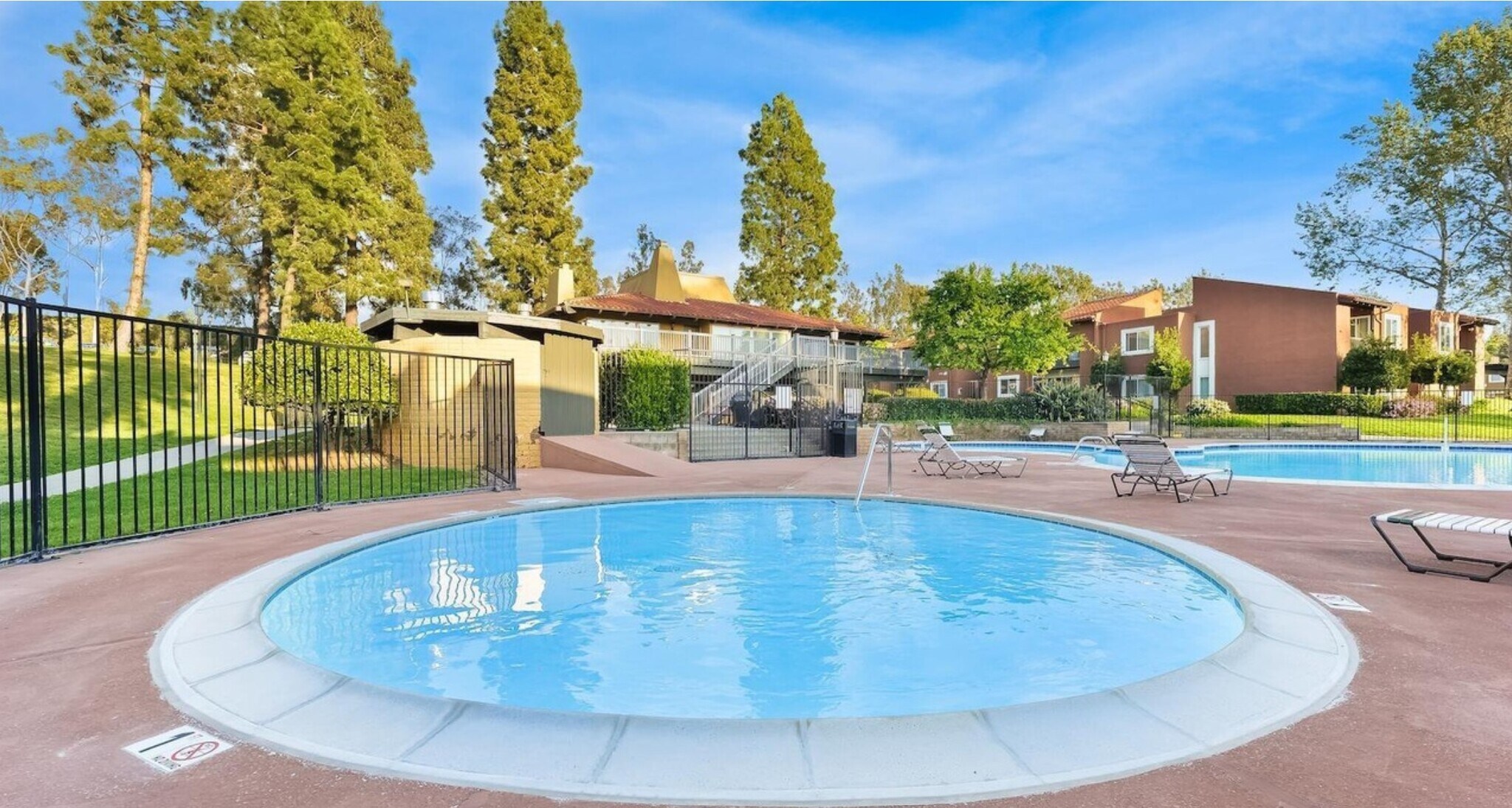 Building Photo - 17181 W Bernardo Dr
