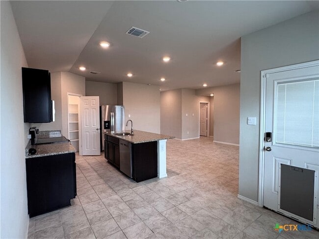 Building Photo - 1104 Prairie Clover Rd