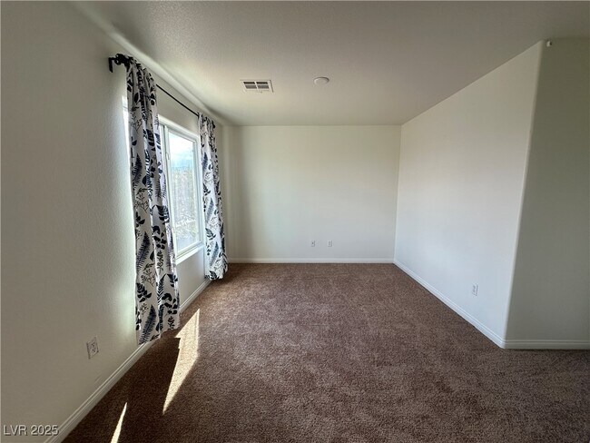 Building Photo - 9141 Iron Cactus Ave