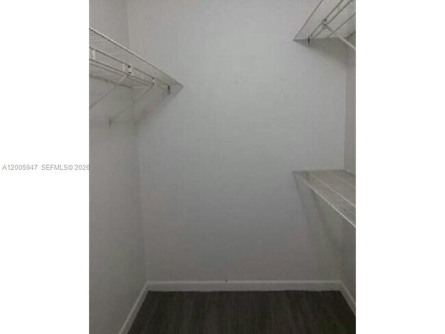 Building Photo - 4850 SW 63rd Terrace