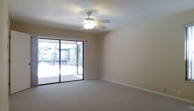 Building Photo - **4431 NW 53rd Street (Huntington)