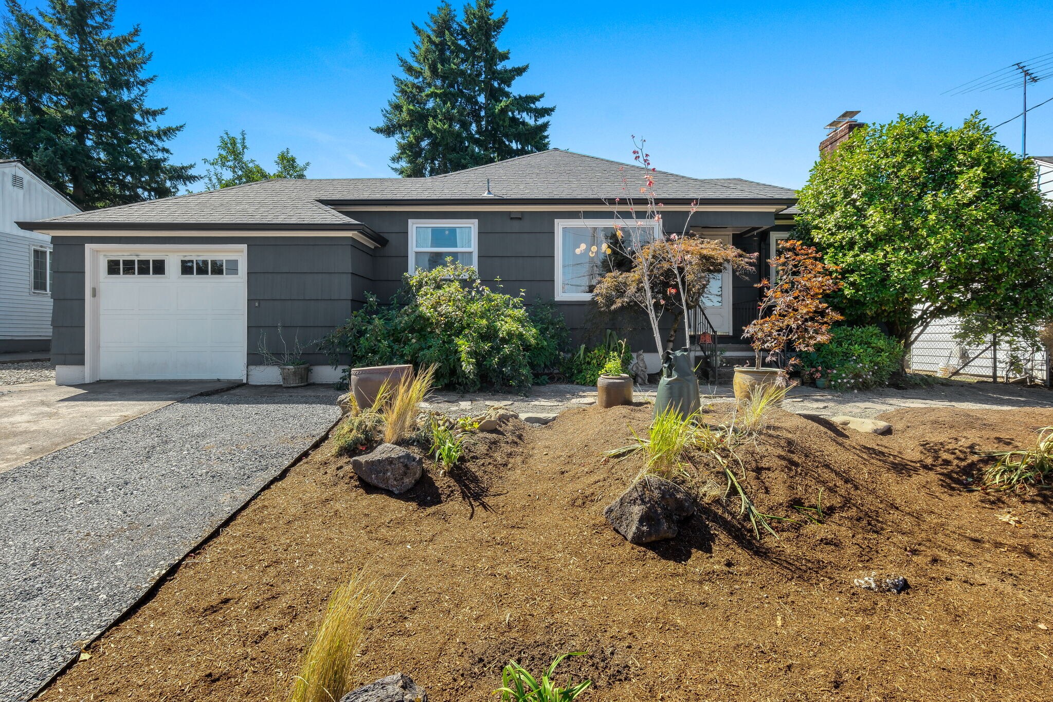 Building Photo - 4416 NE Prescott St