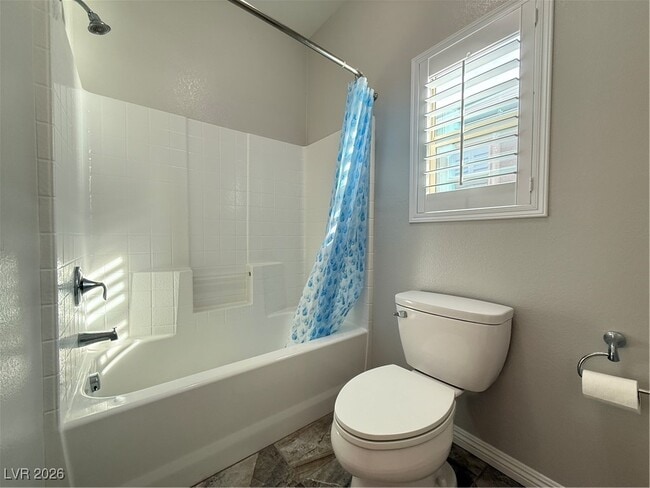 Building Photo - 132 Dunblane St