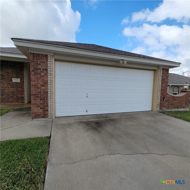 Building Photo - 3509 Lauren St