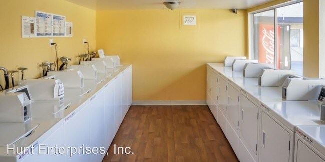 Building Photo - 13050 Doty Ave