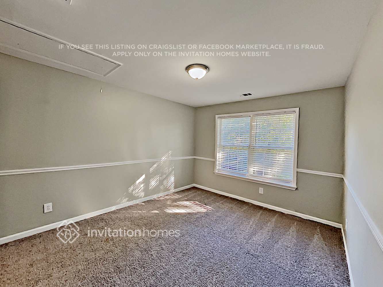 Building Photo - 2667 Summerbrooke Dr