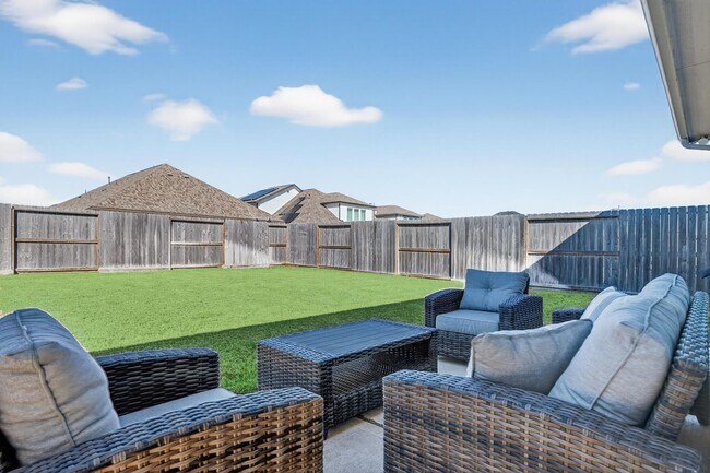 Building Photo - 2626 Lemonwood Ln