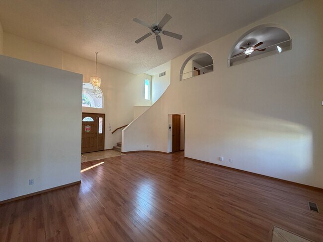 Building Photo - 9600 Allande Rd NE
