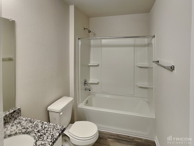 Building Photo - 15569 Taylorcrest Dr