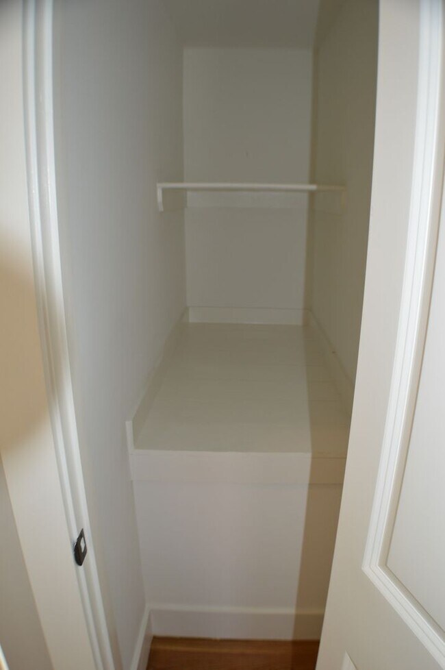 Building Photo - 30 Amherst St