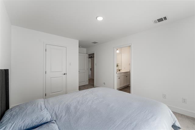 Building Photo - 1045 Bleriot Dr
