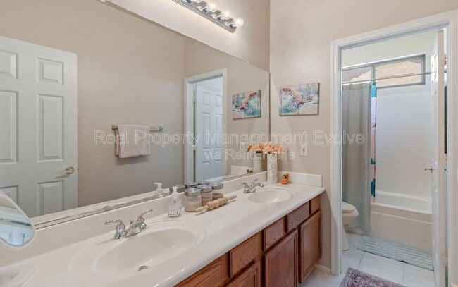 Building Photo - 3331 W Hemingway Ln