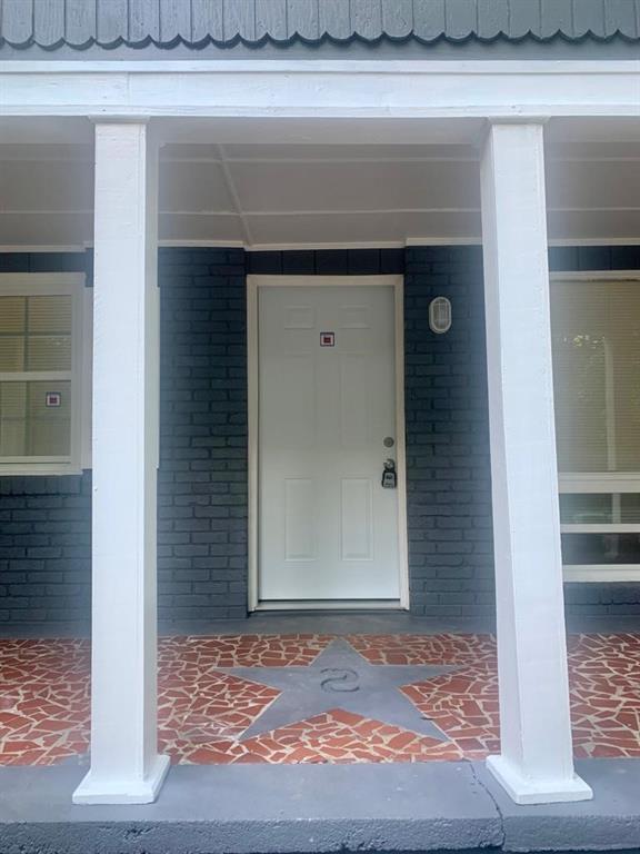 Building Photo - 3535 Fairlane Dr NW