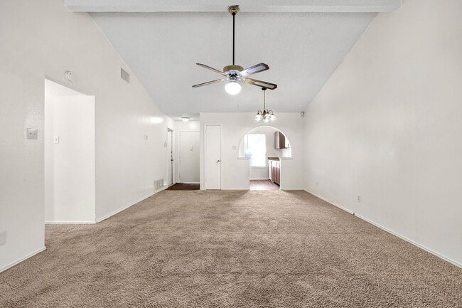 Building Photo - 7204 Hardesty