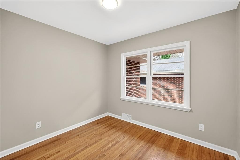 Building Photo - 2907 Cloverhurst Dr