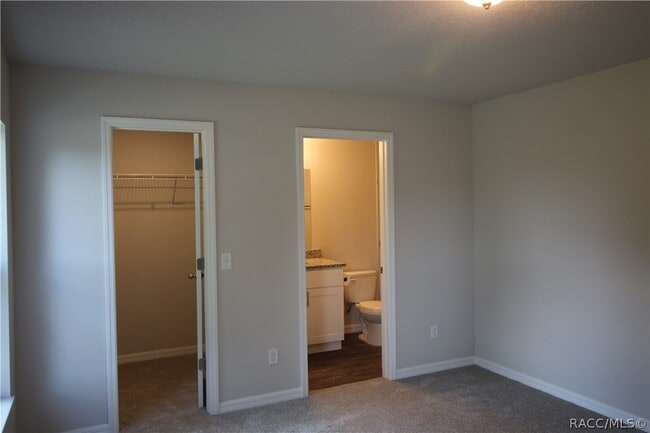 Building Photo - 67 N Cape Terrace