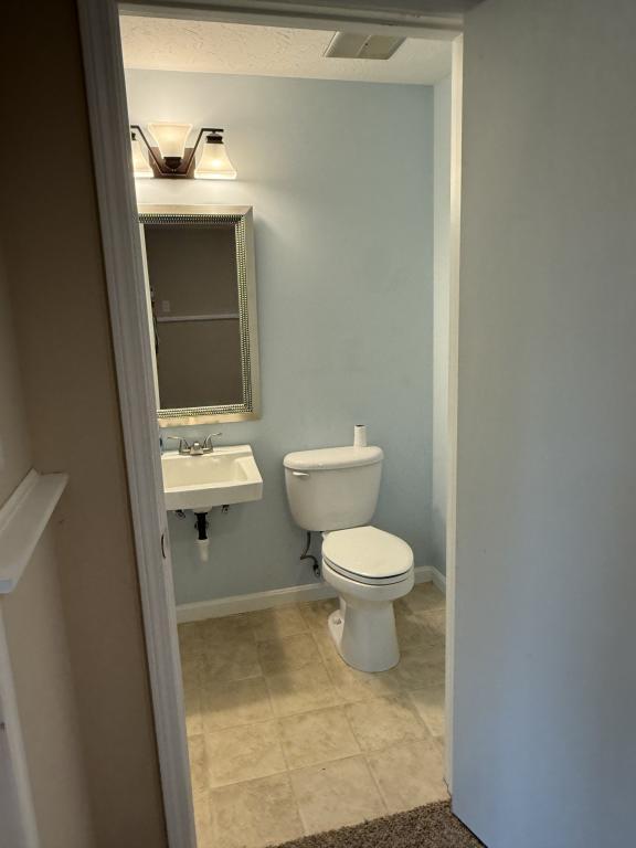 Building Photo - 1506 Sportsman Dr