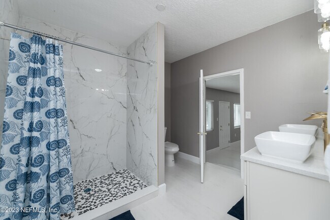 Building Photo - 5262 Tulane Ave