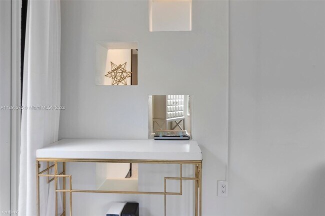 Building Photo - 3 br, 2 bath House - Millers El Portal