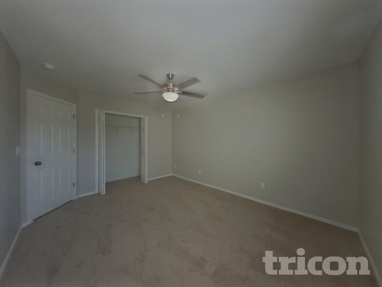 Building Photo - 9821 Bayview Pkwy