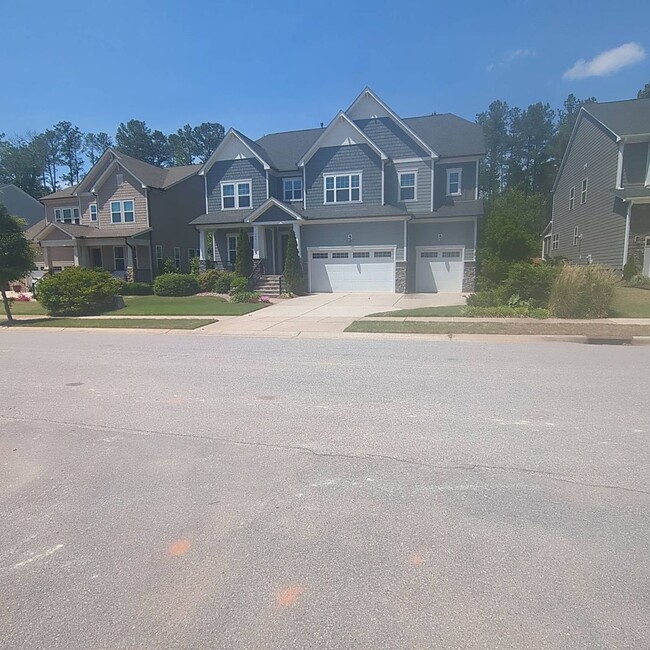 Building Photo - Beautiful 5 bed 4.5 bath in Holly Springs!