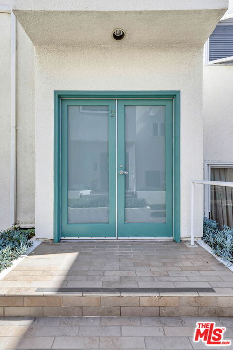 Building Photo - 811 21st St