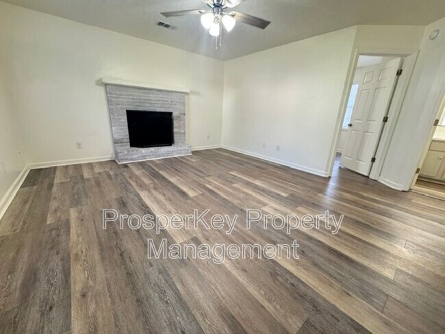 Building Photo - 802 27th Ave