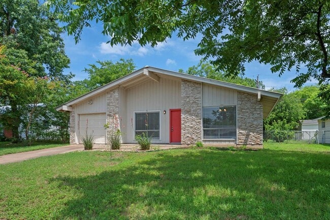 Building Photo - 7009 Isabelle Dr