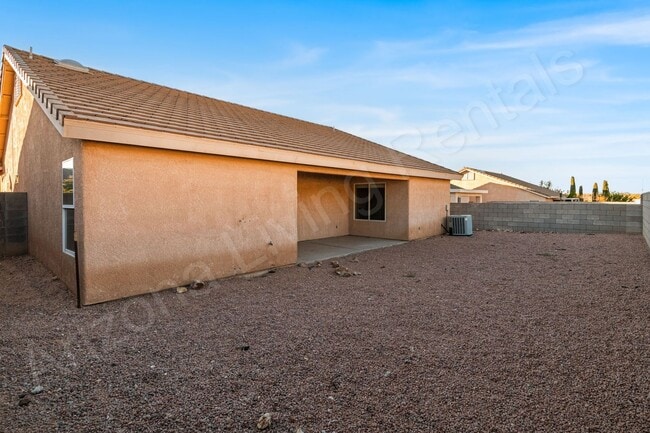 Building Photo - MOVE IN SPECIAL, $750 OFF FIRST MONTH